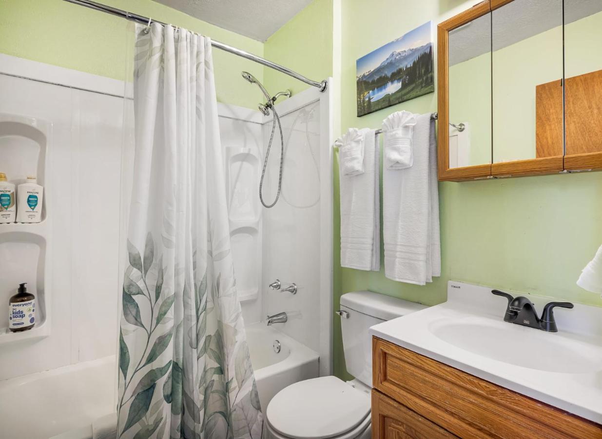 Quiet Loft Chalet Near Bryce W Hot Tub & Fire Pit Basye Exterior foto